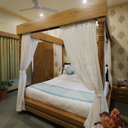 Keshav Resort Udaipur Extérieur photo
