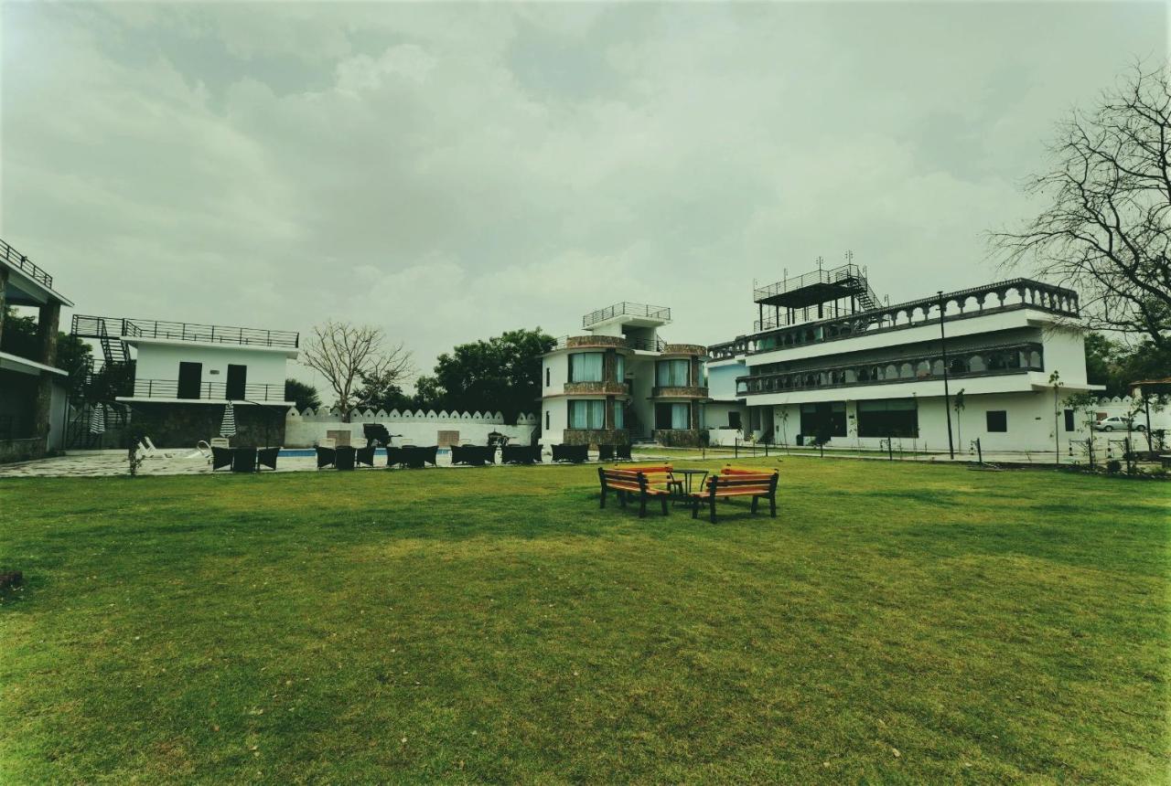 Keshav Resort Udaipur Extérieur photo