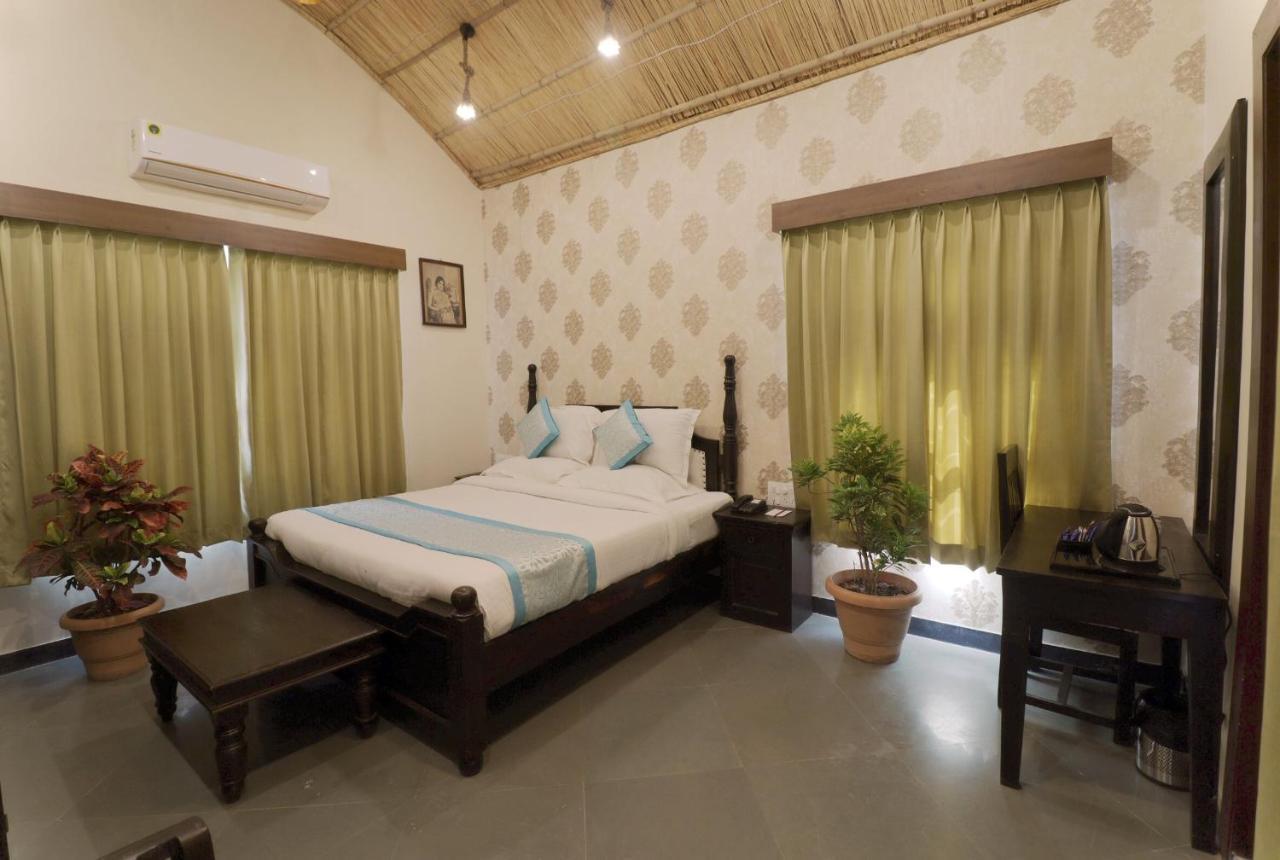 Keshav Resort Udaipur Extérieur photo
