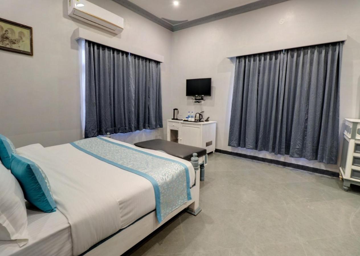 Keshav Resort Udaipur Extérieur photo