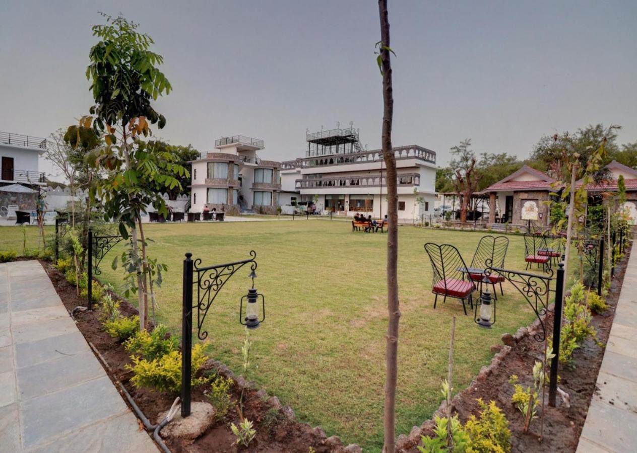 Keshav Resort Udaipur Extérieur photo