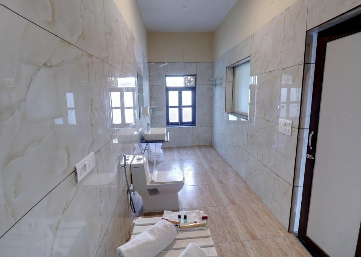 Keshav Resort Udaipur Extérieur photo